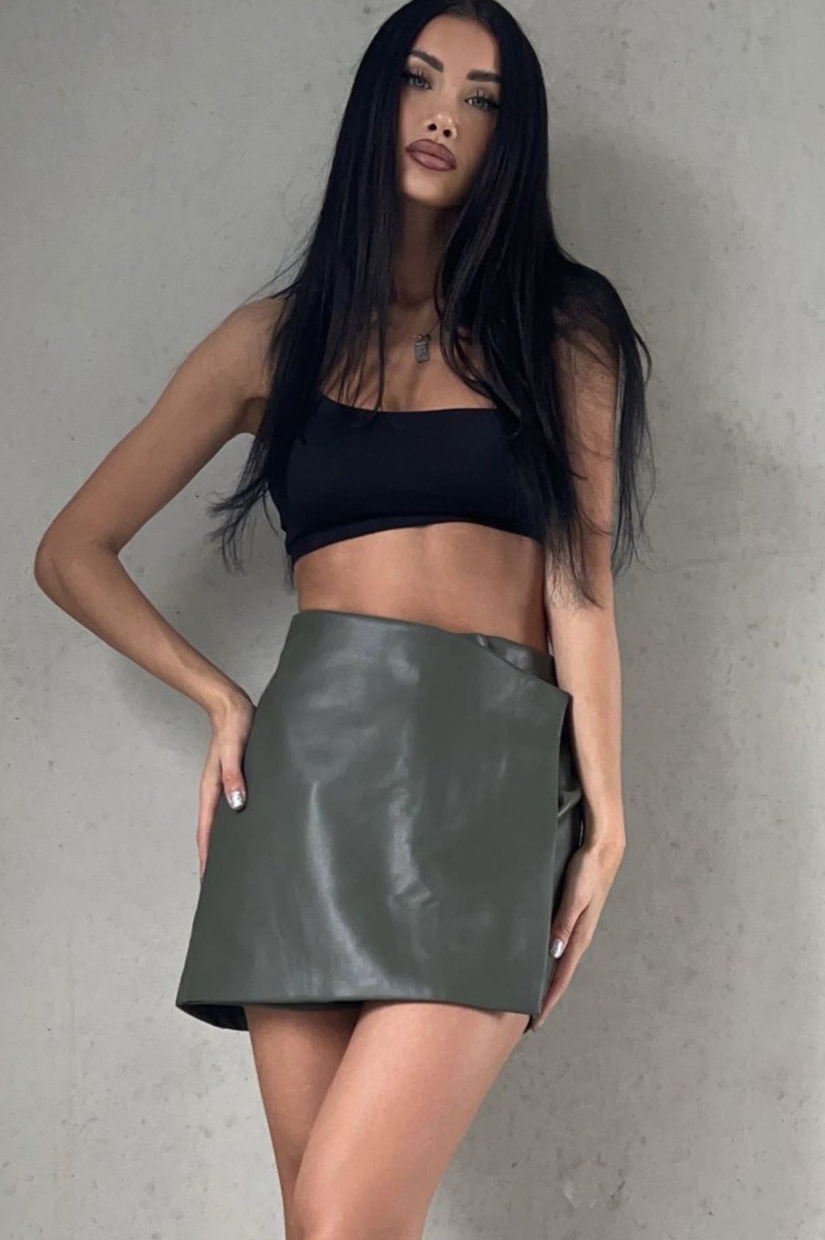 Clothing Redial | Alannah Khaki Faux Leather Skort