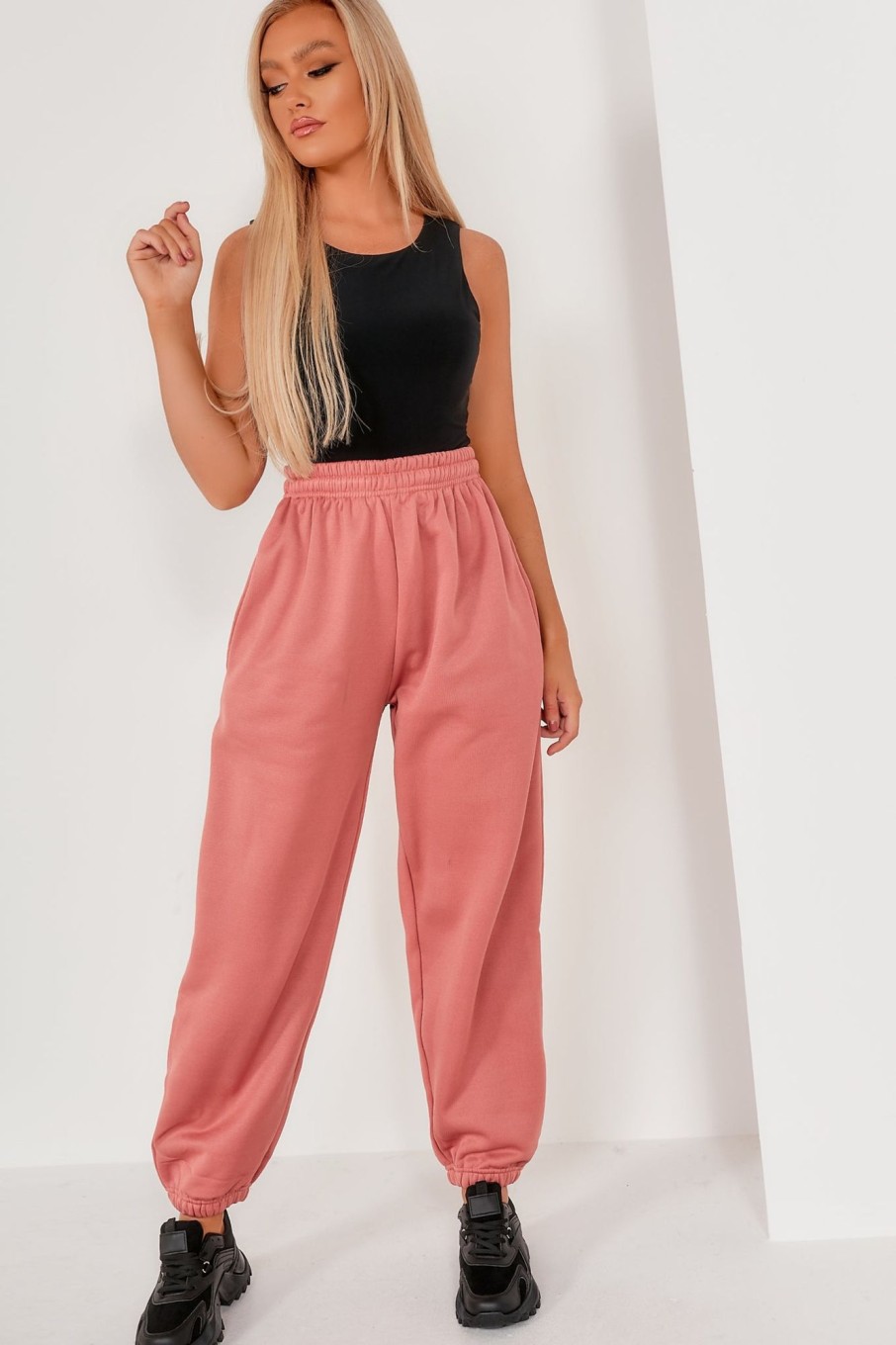 Clothing Style Wise | Olivia Blush Oversized Joggers