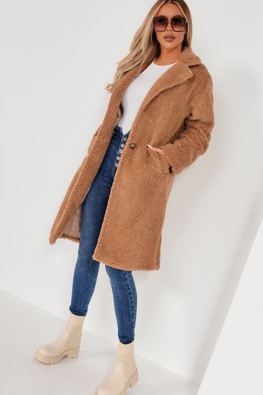 Clothing Willy Z | Annalise Camel Oversized Teddy Coat