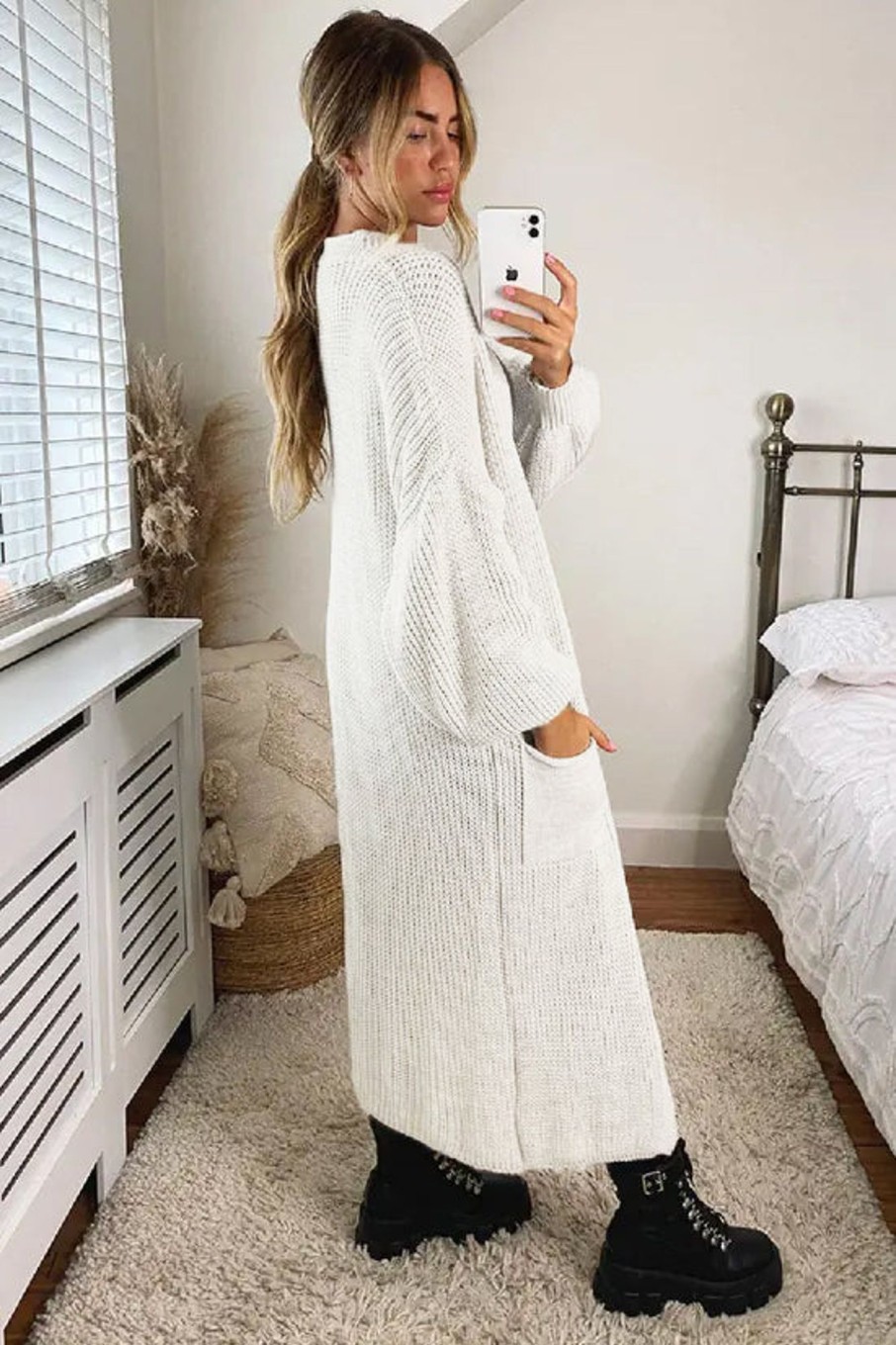 Clothing style wise | Amira Cream Chunky Knit Cardigan